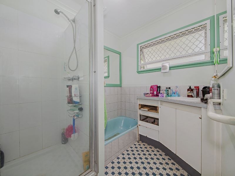 137 Mt Gravatt-Capalaba Road, Upper Mount Gravatt QLD 4122