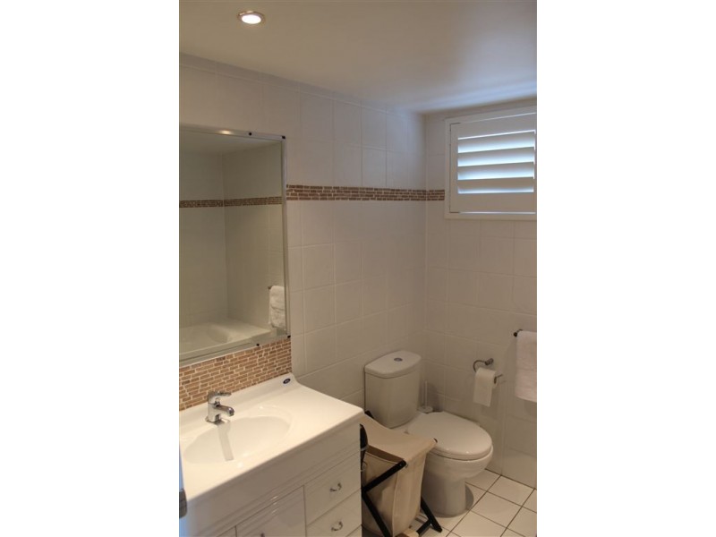 4/17 Rialto street, Coorparoo QLD 4151