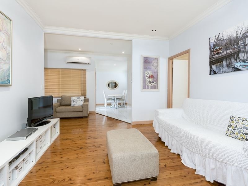 31 Brooks Street, Camp Hill QLD 4152