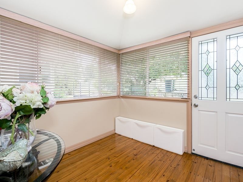 31 Brooks Street, Camp Hill QLD 4152