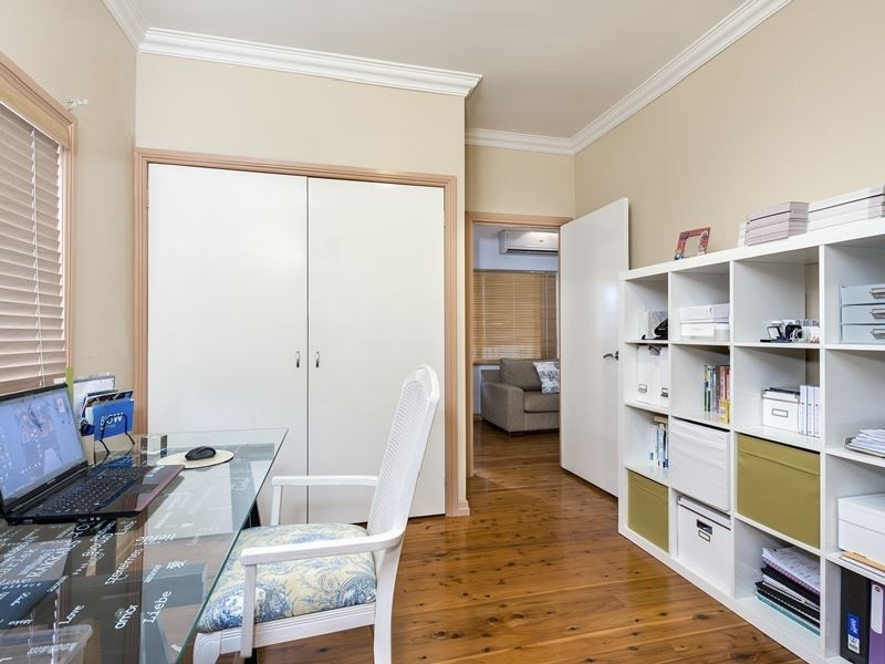 31 Brooks Street, Camp Hill QLD 4152