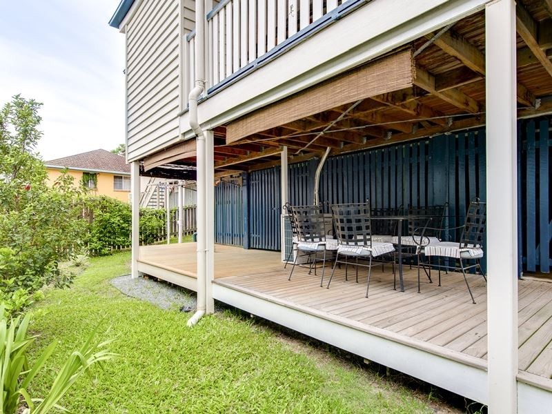 31 Brooks Street, Camp Hill QLD 4152