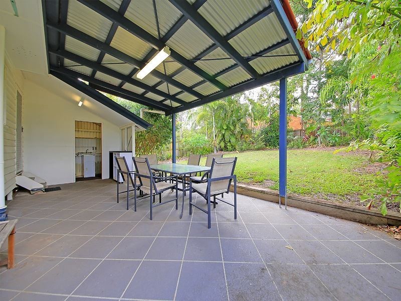 42 Capella Street, Coorparoo QLD 4151