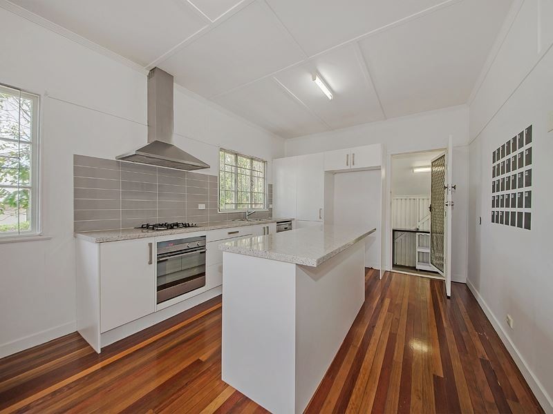 42 Capella Street, Coorparoo QLD 4151