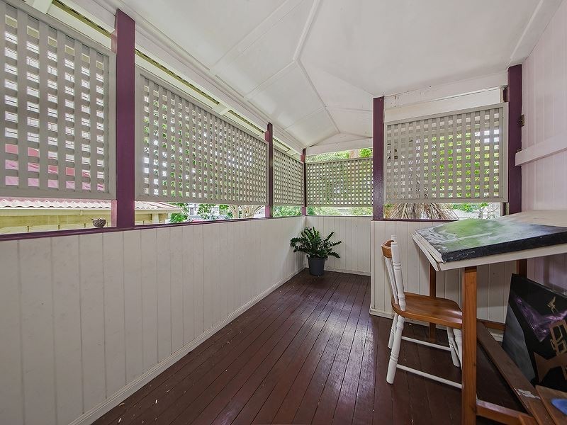 34 Joffre Street, Coorparoo QLD 4151