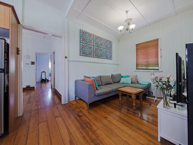 34 Joffre Street, Coorparoo QLD 4151