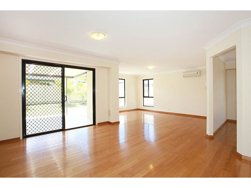 45 Cribb Road, Carindale QLD 4152