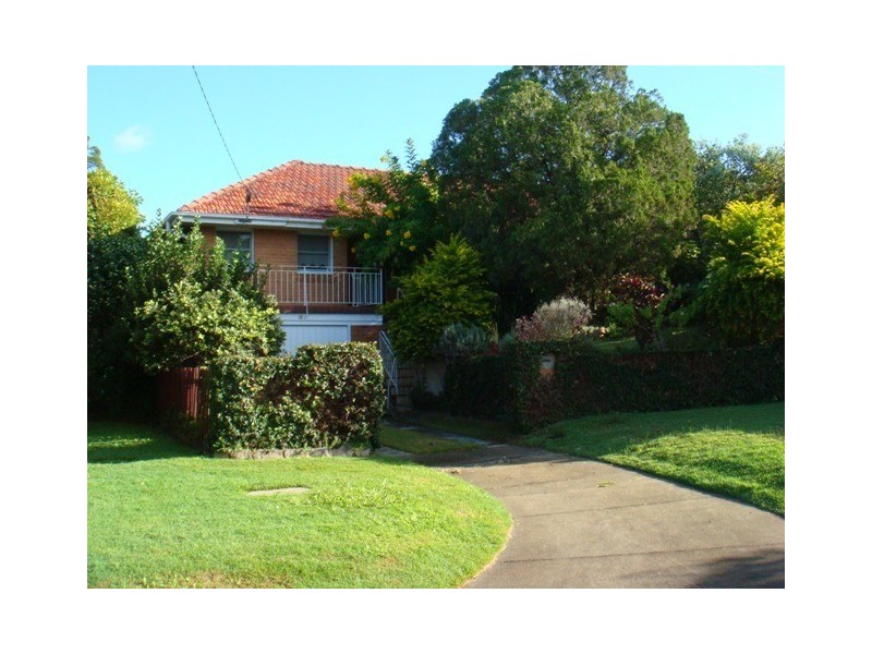 19 Springleigh St, Coorparoo QLD 4151