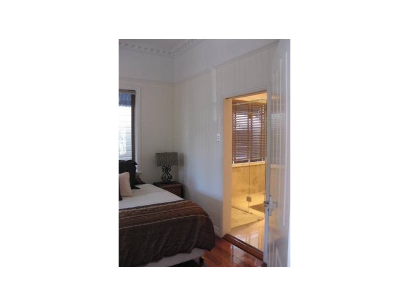 Woolloongabba QLD 4102