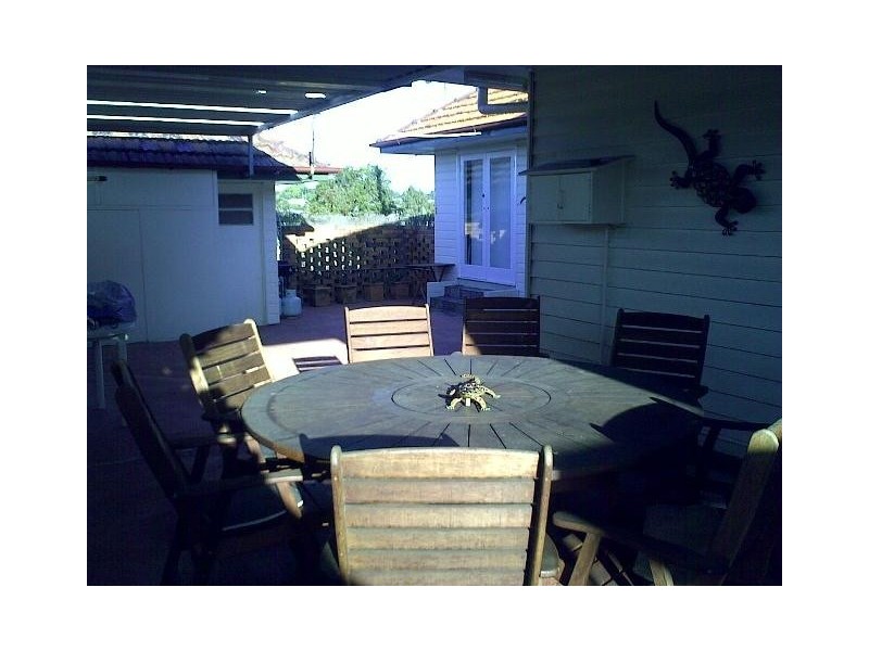 212 Norman Avenue, Norman Park QLD 4170