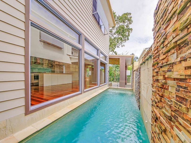 105 Strong Avenue, Graceville QLD 4075