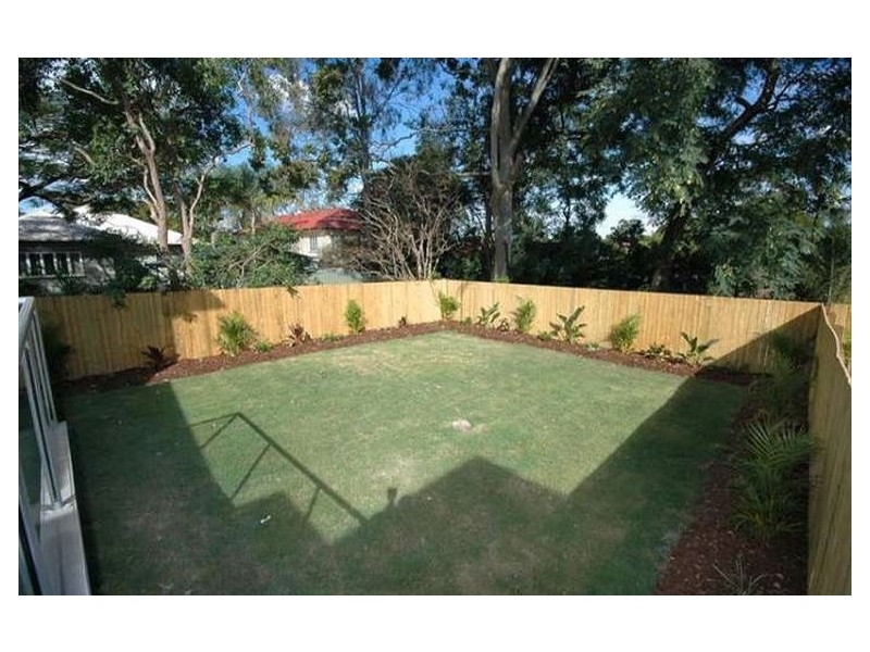 105 Strong Avenue, Graceville QLD 4075