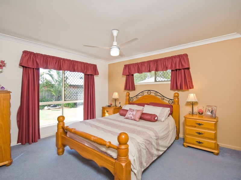 43 Cressbrook Drive, Albany Creek QLD 4035