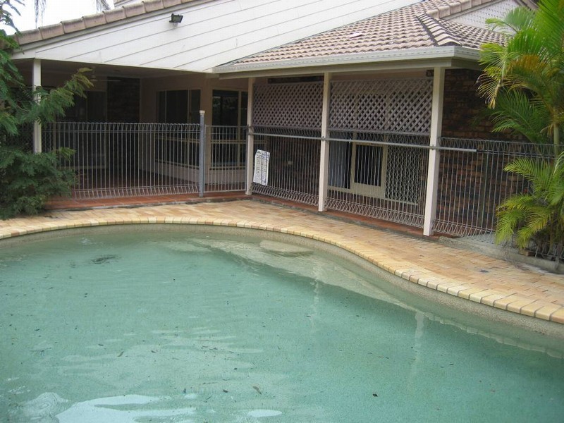 1 Willowood Place, The Gap QLD 4061