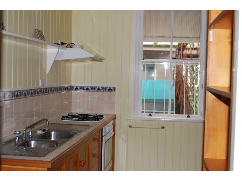 35 Lewin Street, Bardon QLD 4065