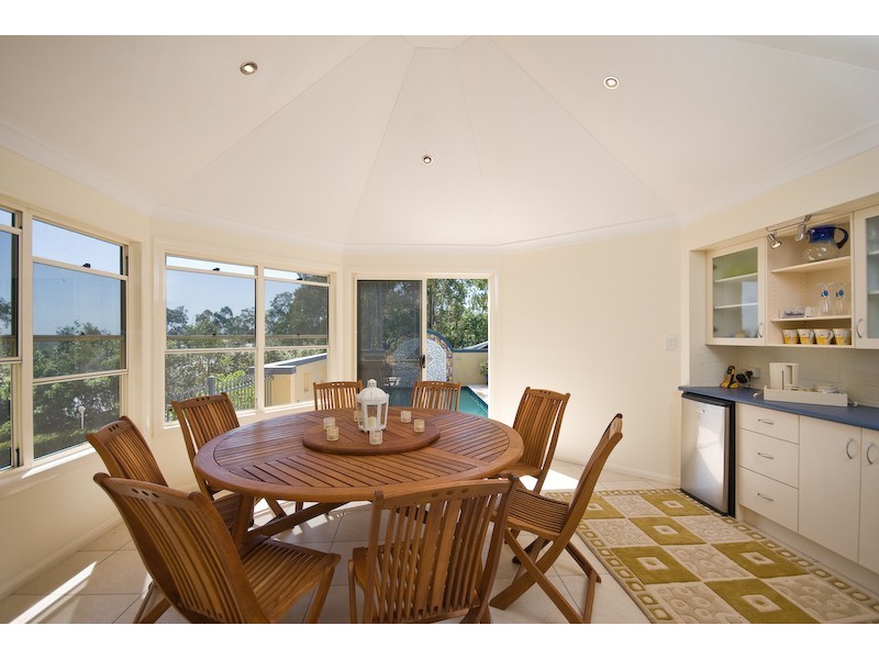 43 Larwood Place, Ferny Hills QLD 4055