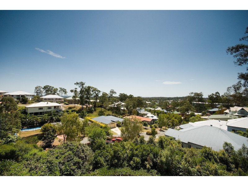 43 Larwood Place, Ferny Hills QLD 4055