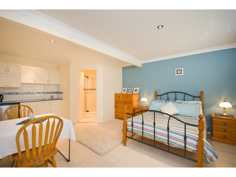 43 Larwood Place, Ferny Hills QLD 4055