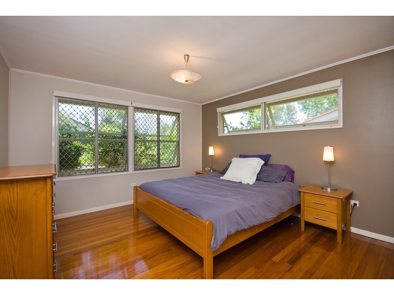 35 Koorong Street, The Gap QLD 4061