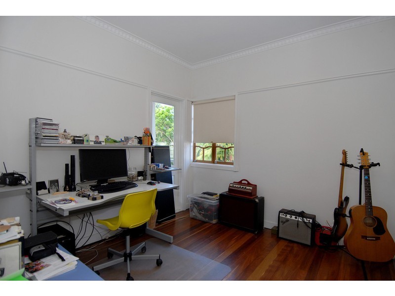 21 Philomene Drive, Ashgrove QLD 4060