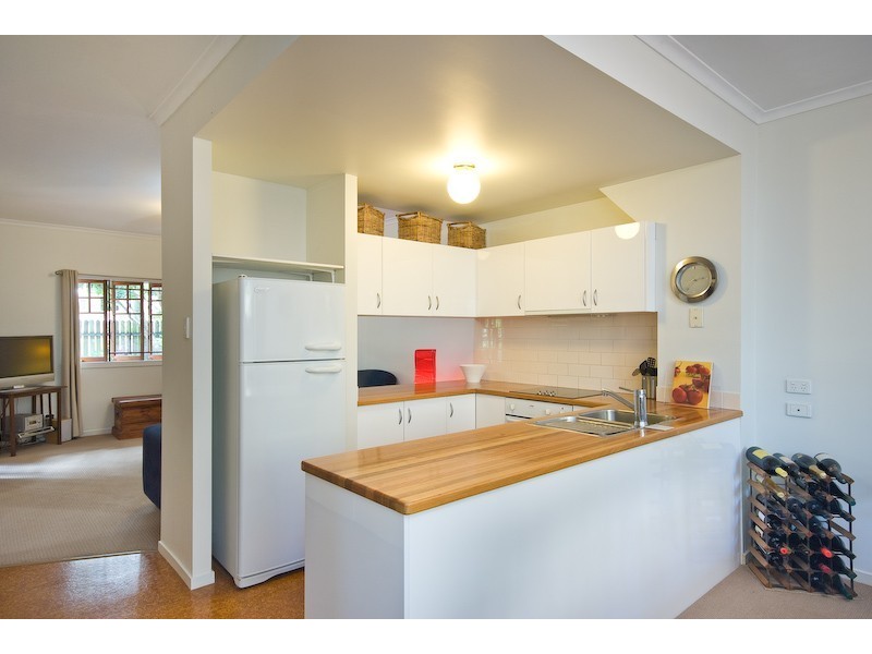 8 Gramere Avenue, Ashgrove QLD 4060