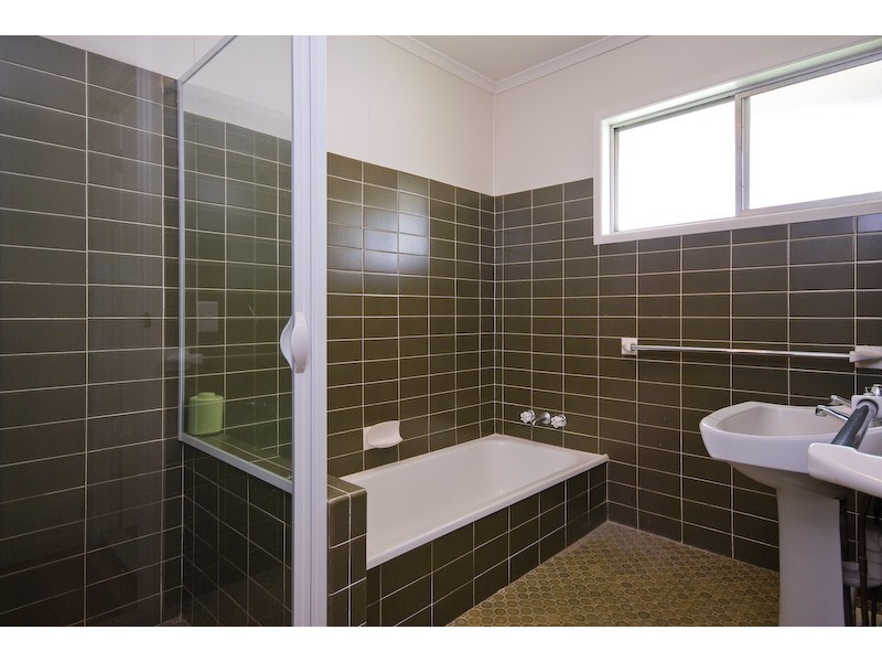 4 Pambula Street, The Gap QLD 4061