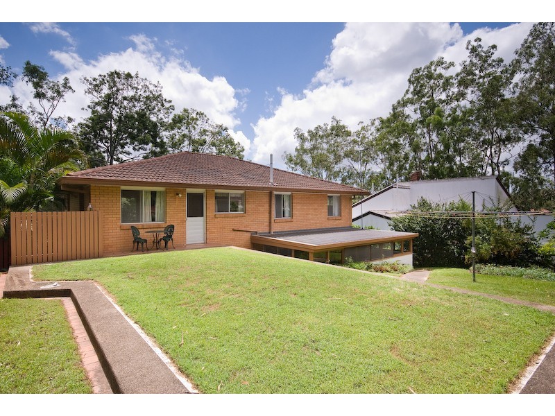 4 Pambula Street, The Gap QLD 4061