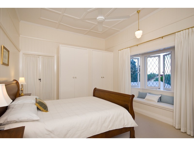 8 Myagah Road, Ashgrove QLD 4060