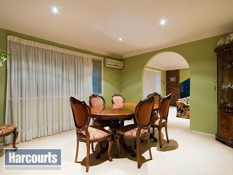 15 Maestra Street, The Gap QLD 4061