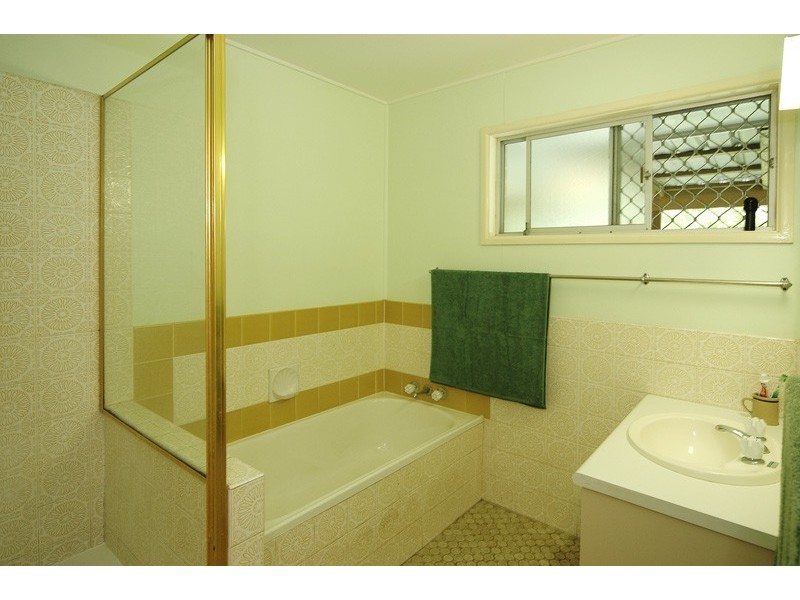 20 Debbie Street, The Gap QLD 4061