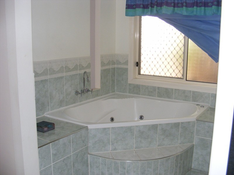 14 Jillinda Place, The Gap QLD 4061