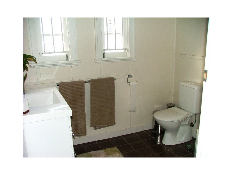 6 Mirrabooka Rd, Ashgrove QLD 4060