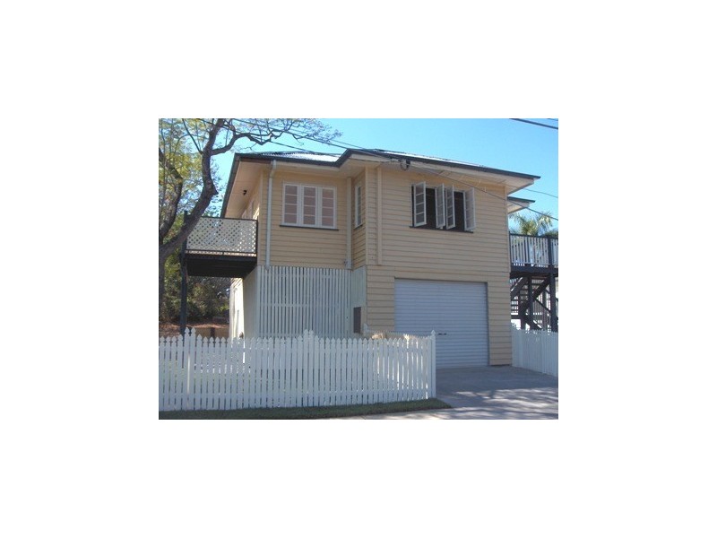 19 Tay St, Ashgrove QLD 4060