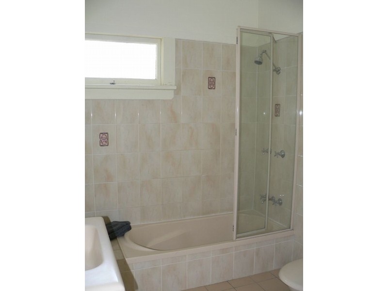 19 Tay St, Ashgrove QLD 4060