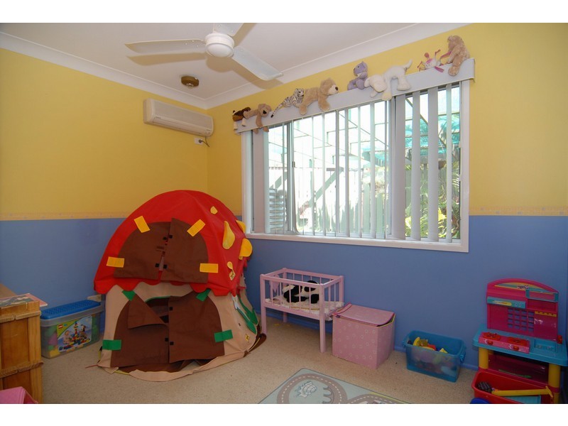 9 Naroo Street, The Gap QLD 4061