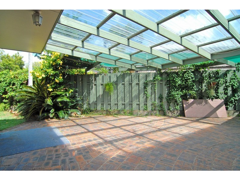 9 Naroo Street, The Gap QLD 4061