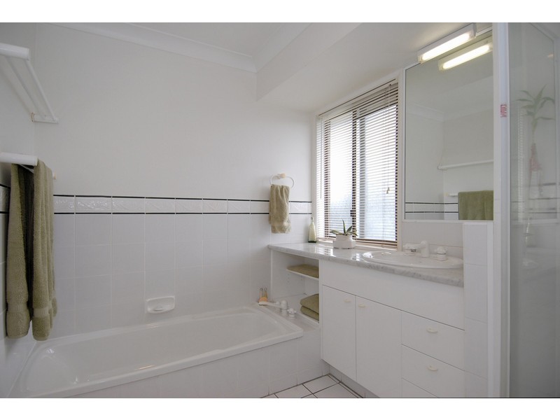 4 Malton Street, The Gap QLD 4061