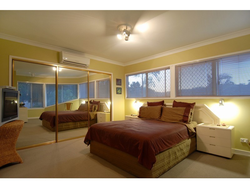 51 Trawalla Street, The Gap QLD 4061