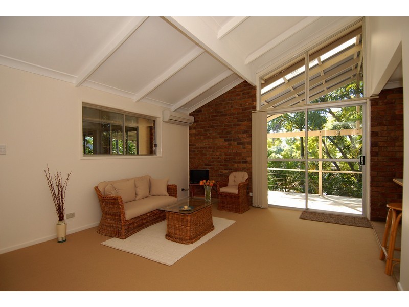 7 Petmar Street, The Gap QLD 4061