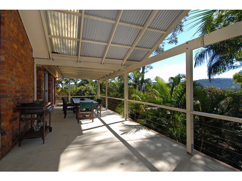 7 Petmar Street, The Gap QLD 4061