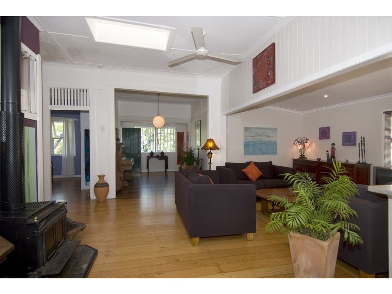 28 Tennis Avenue, Ashgrove QLD 4060