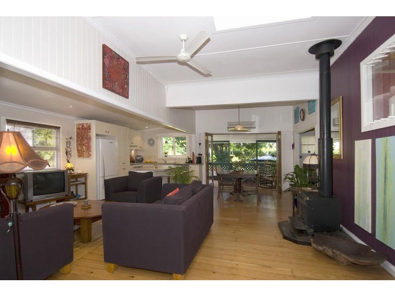 28 Tennis Avenue, Ashgrove QLD 4060