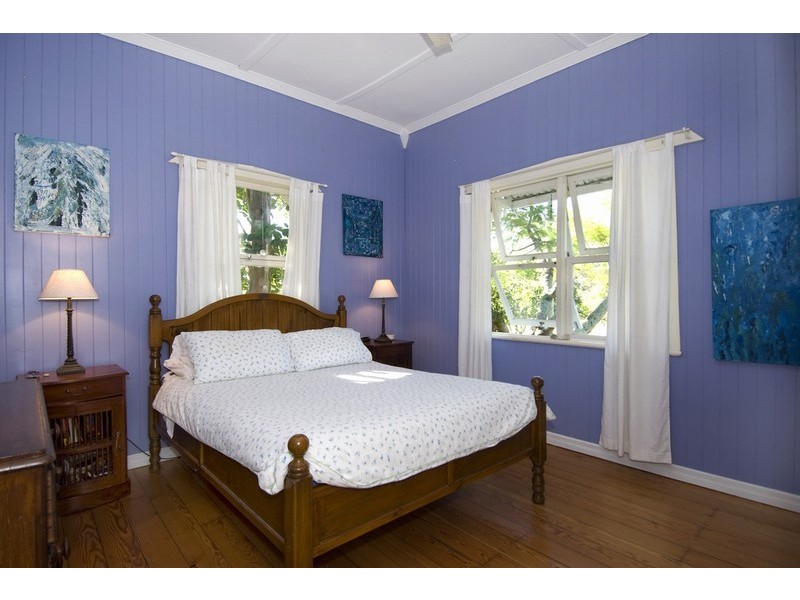 28 Tennis Avenue, Ashgrove QLD 4060