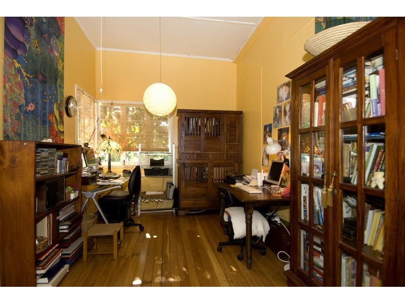 28 Tennis Avenue, Ashgrove QLD 4060