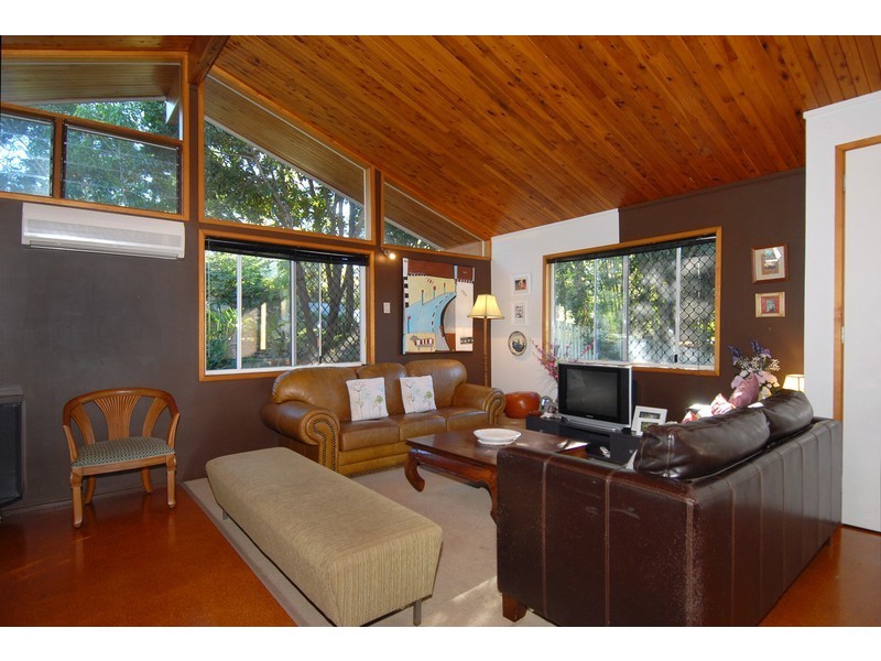 8 Gawalla Street, The Gap QLD 4061