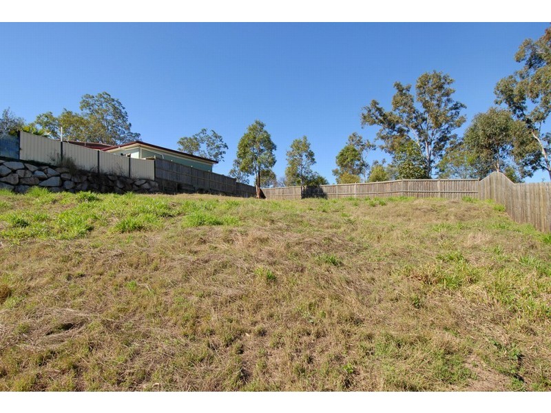 33 Rise Place, Upper Kedron QLD 4055