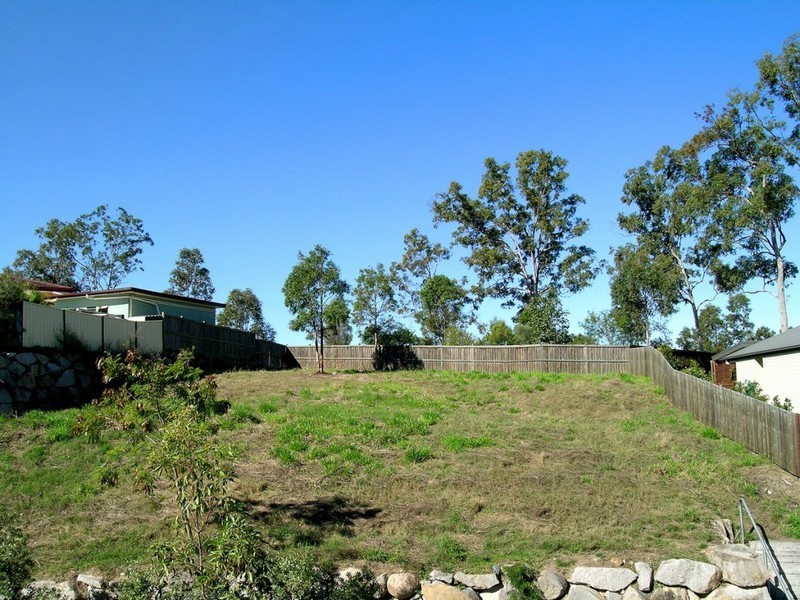 33 Rise Place, Upper Kedron QLD 4055