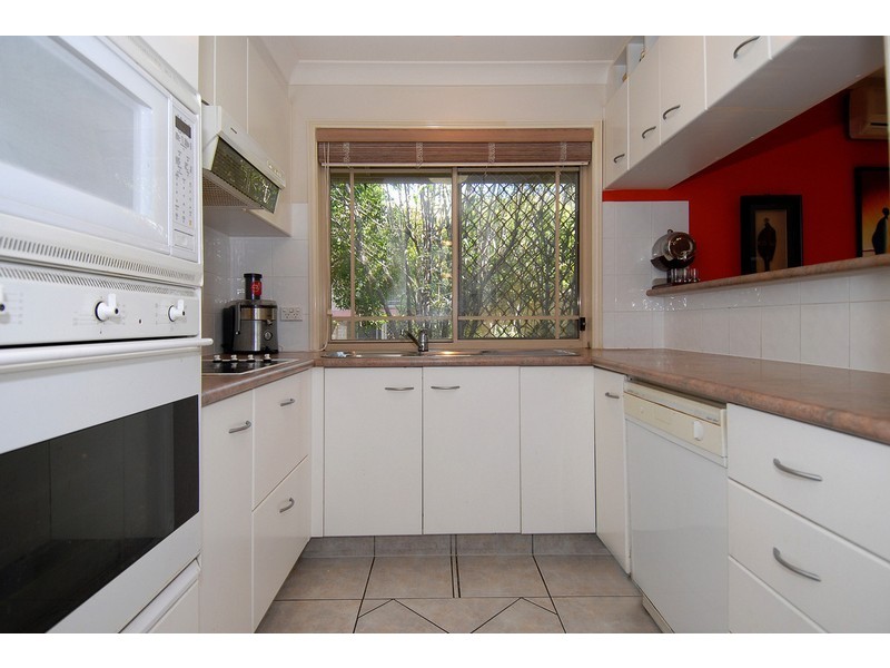 39/360 Simpsons Road, Bardon QLD 4065