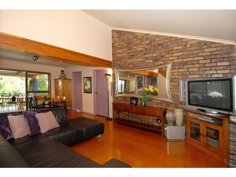 7 Spilsby Place, The Gap QLD 4061