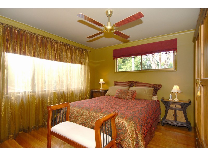 7 Spilsby Place, The Gap QLD 4061